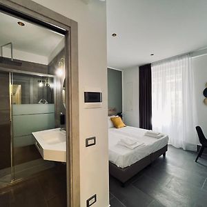 Private Bathroom King Room